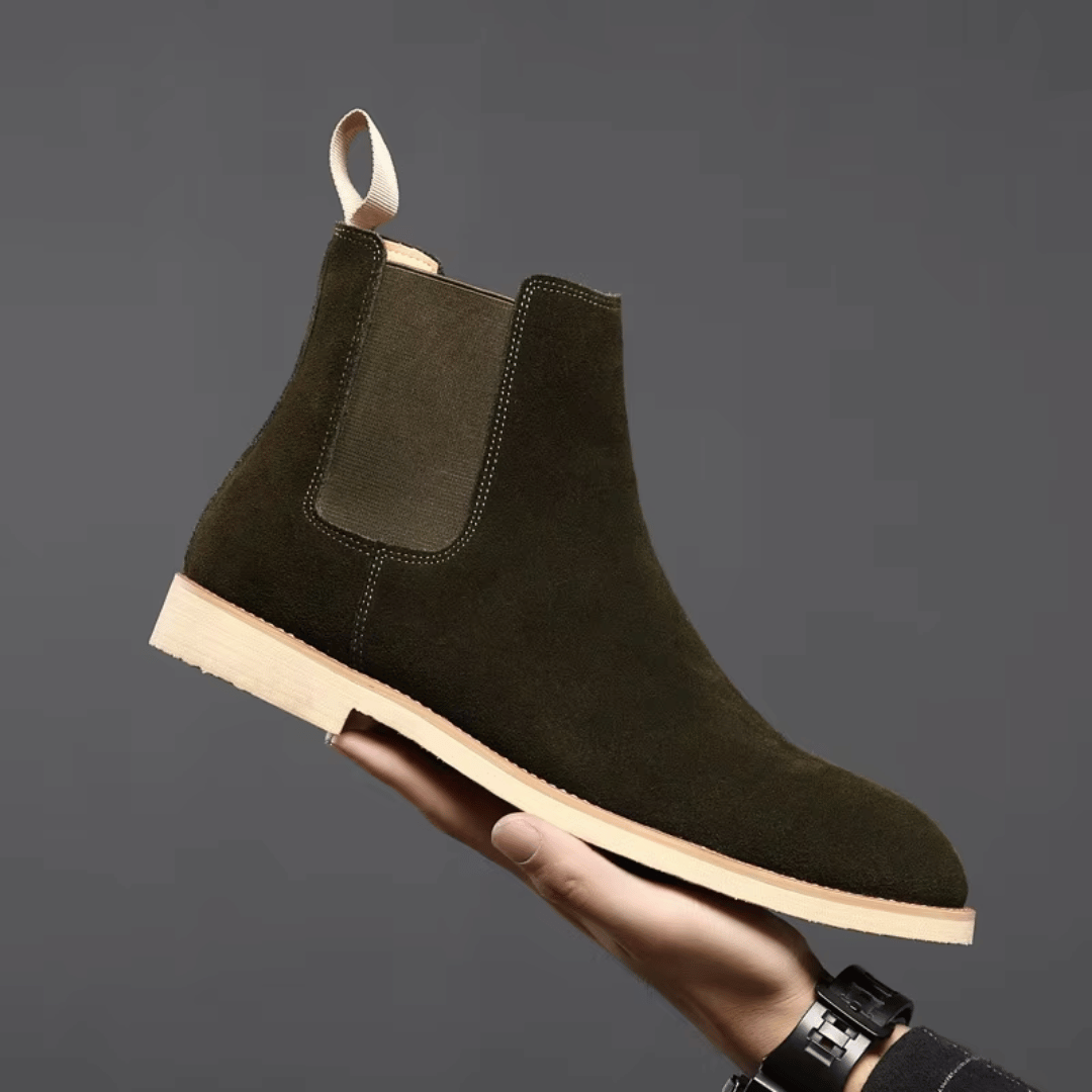 Versatile men's dark brown Chelsea boots, slip-on ankle style suitable for both casual & smart outfits.