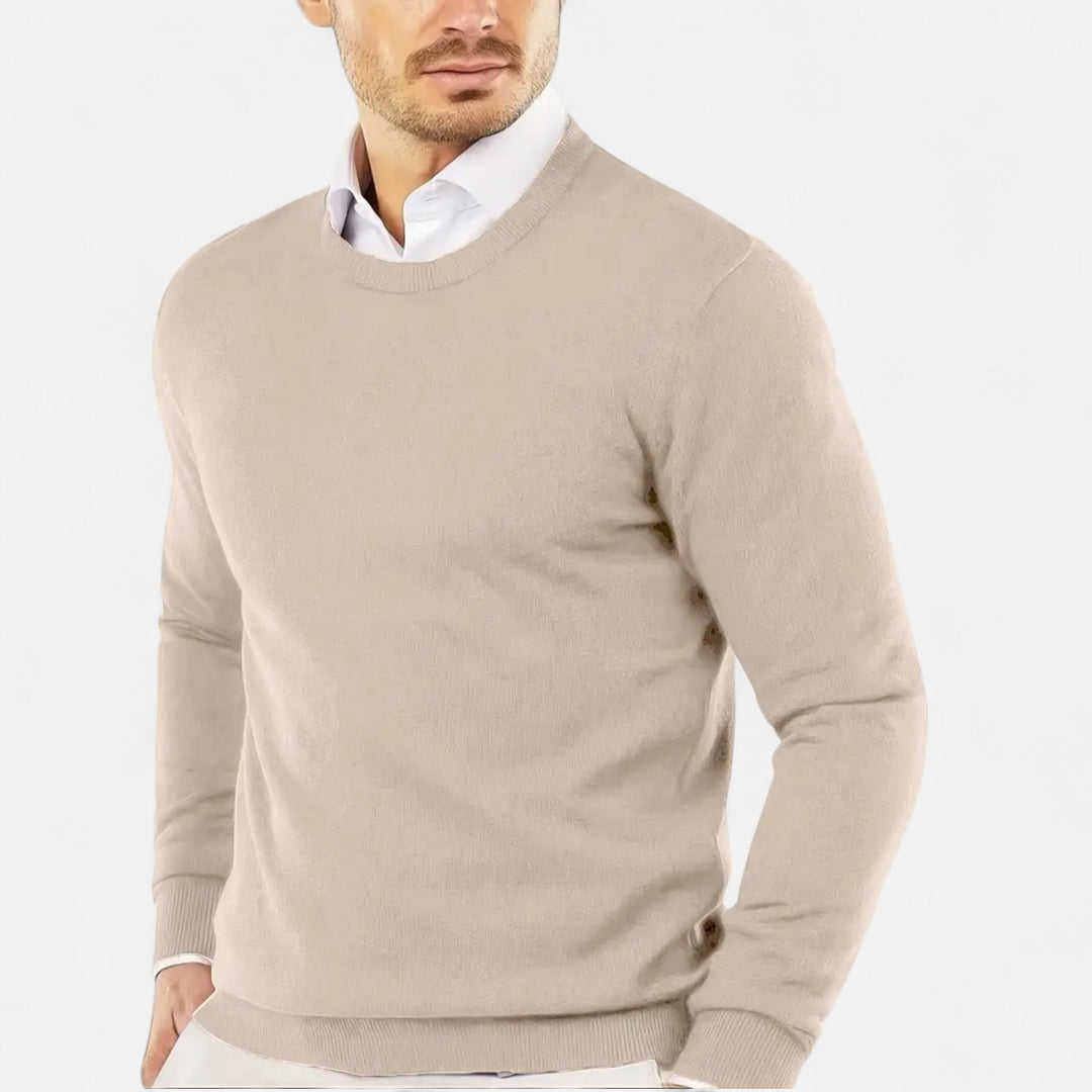 Casual men's long sleeve knit pullover. Essential round neck sweater for autumn & winter layering.