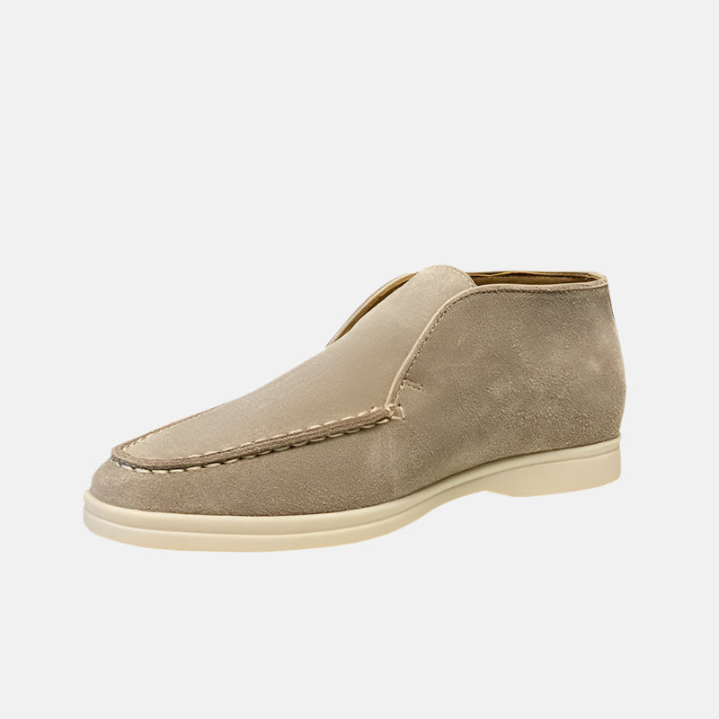 Men's classic slip-on loafers in black, ideal for versatile casual or formal wear. Comfortable & stylish.