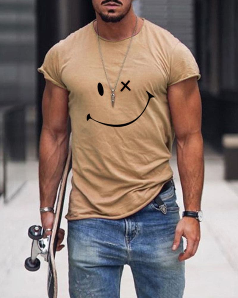 Soft cotton men's grey crew neck t-shirt, ideal for everyday comfort and casual summer wear. Short sleeve design.