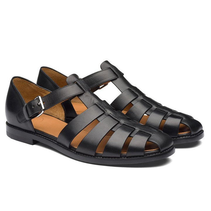 Comfortable men's closed toe summer sandals with adjustable strap, ideal for beach & casual wear.