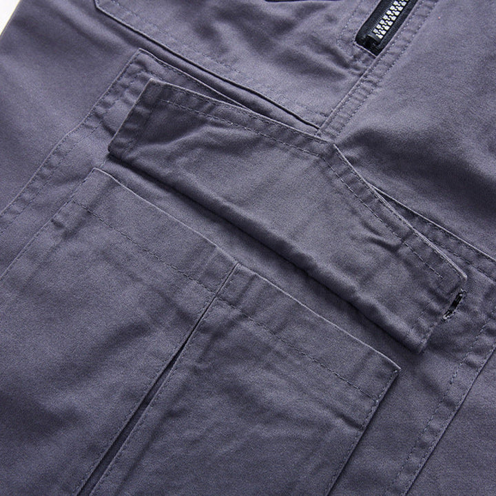 Man models stylish, durable men's tactical cargo shorts with multi-pockets for summer.