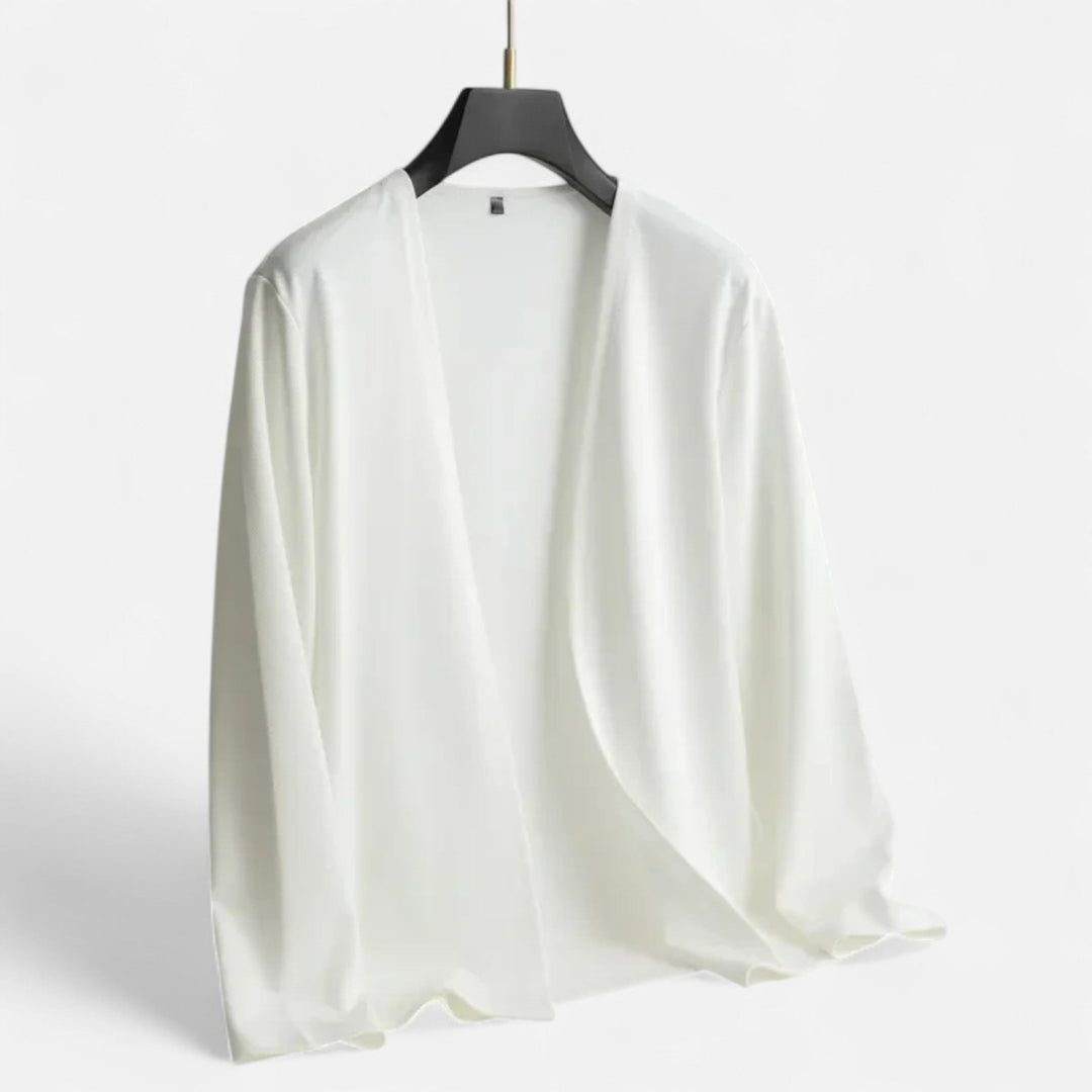 Sophisticated men's long-sleeve cardigan cloak, perfect for elegant layering and modern dapper style.