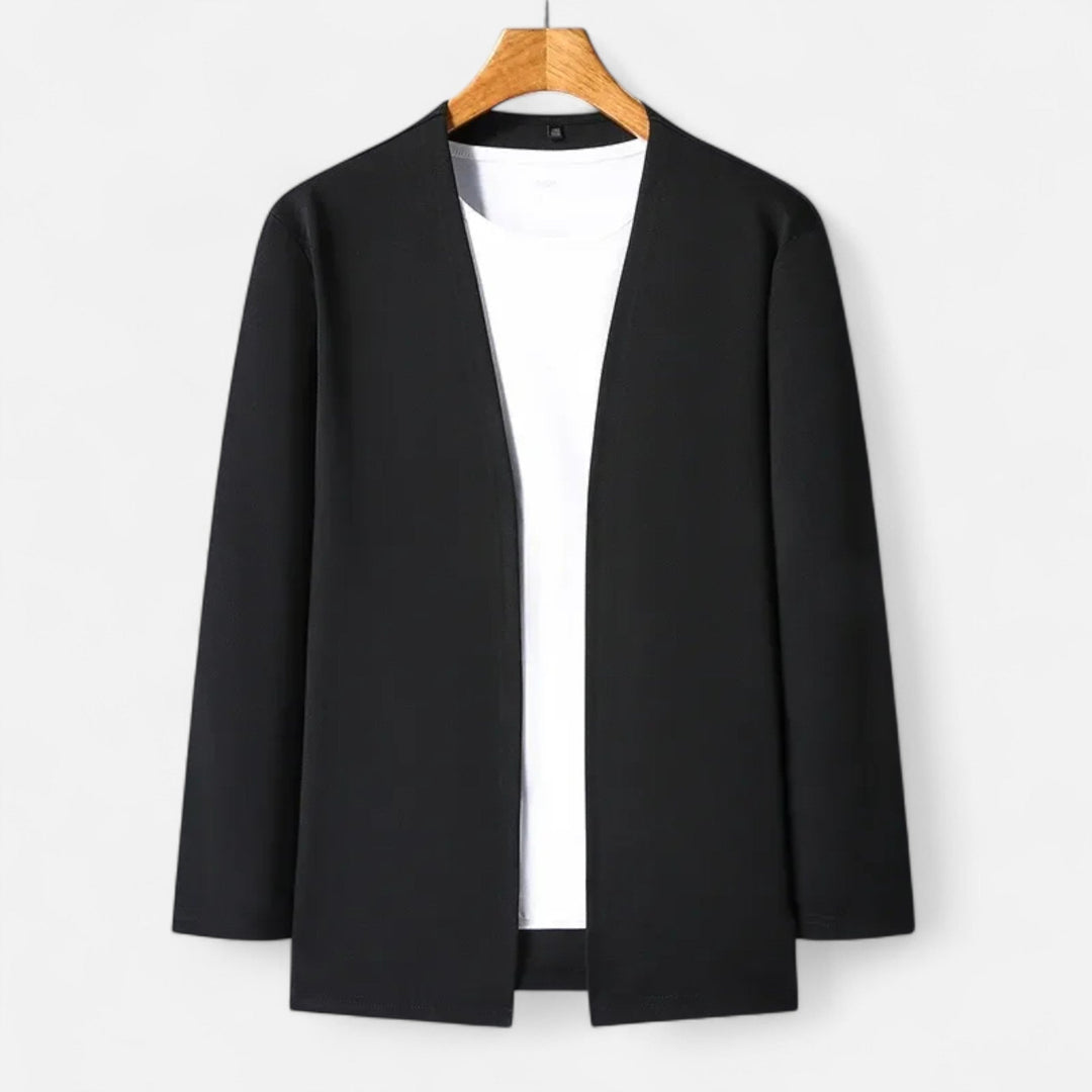 Versatile men's long-sleeve cardigan cloak, ideal for sophisticated outerwear and chic style.