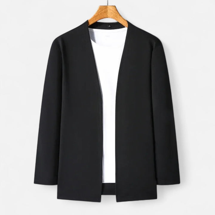 Versatile men's long-sleeve cardigan cloak, ideal for sophisticated outerwear and chic style.