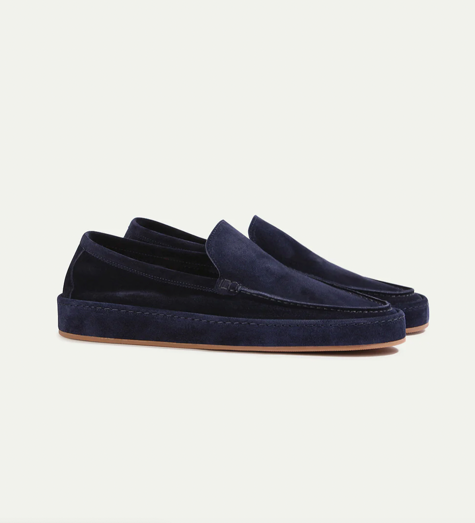 Men's everyday loafers, comfortable and elegant slip-on shoes for smart casual style.