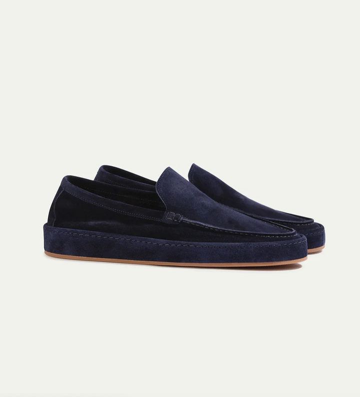 Men's everyday loafers, comfortable and elegant slip-on shoes for smart casual style.