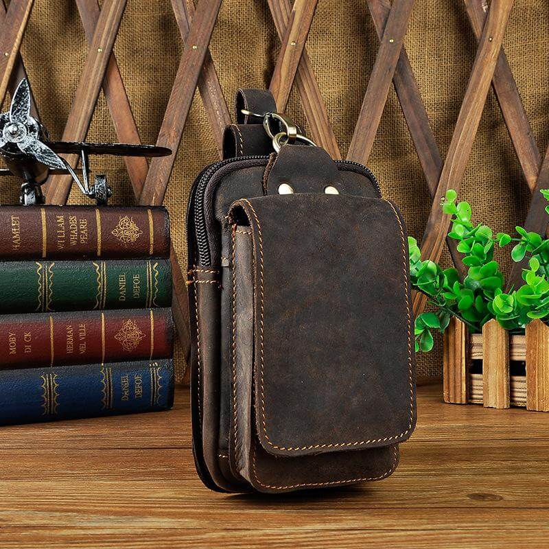 Practical men's genuine leather waist pack, perfect for keys, phone, and wallet for everyday convenience.