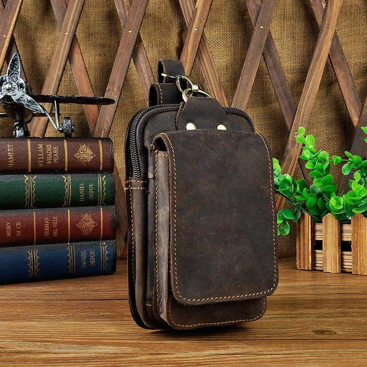 Practical men's genuine leather waist pack, perfect for keys, phone, and wallet for everyday convenience.