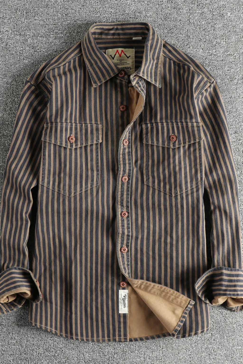 Fashionable men's striped long sleeve shirt with button-down collar. Relaxed fit for versatile casual wear.