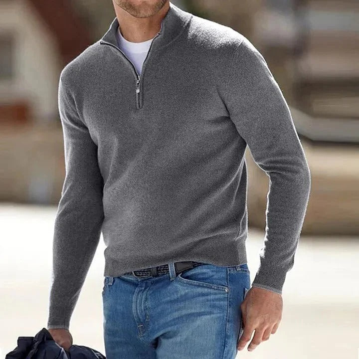 Versatile men's soft cashmere long-sleeve jumper, perfect for any occasion.