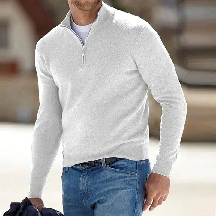 Timeless men's cashmere long-sleeve knitwear, a classic soft pullover sweater.