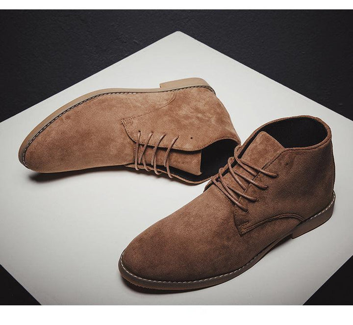 Comfortable men's everyday fashion boots in black, ideal for versatile casual and smart outfits.