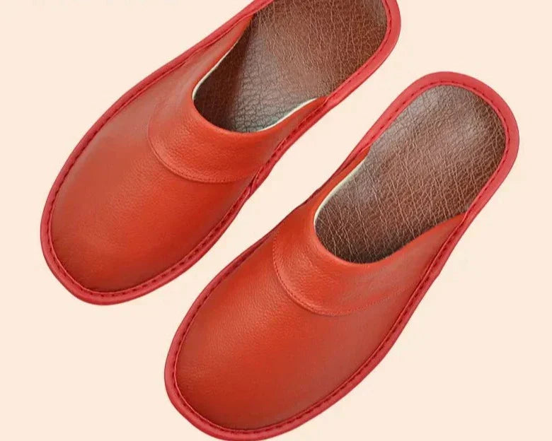Men's stylish orthopedic comfort slippers for arch support, non-slip indoor use & foot pain relief.