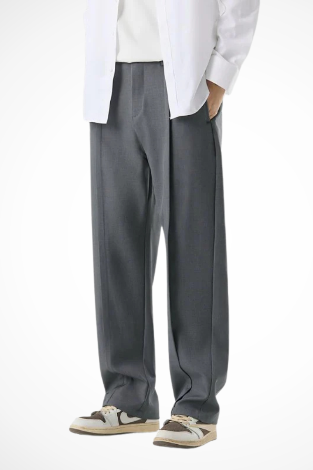 Stylish men's tailored wide leg pants with elegant pleats, ideal for a refined and comfortable outfit.