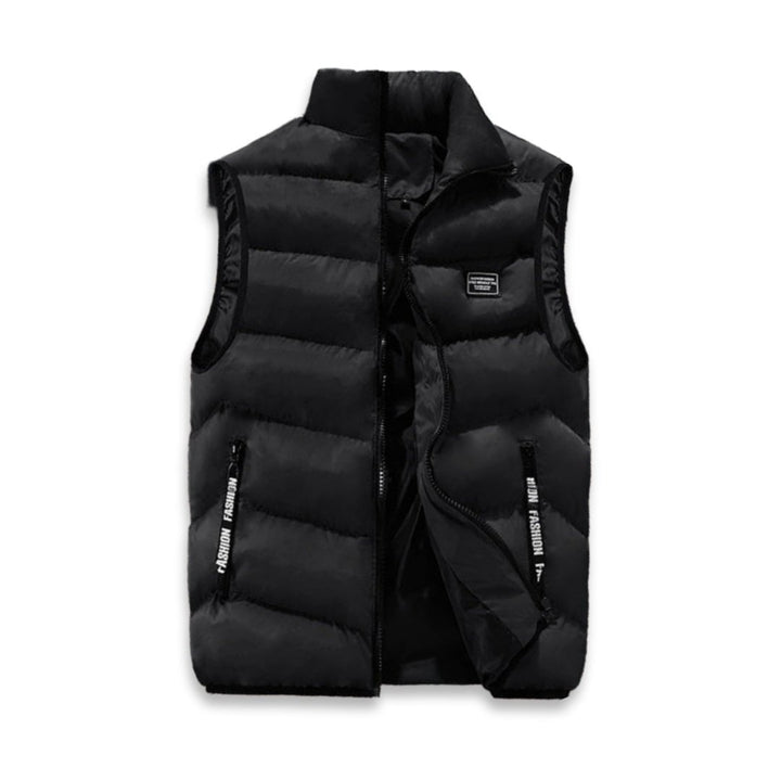 Men's quilted bodywarmer vest with zip pockets, perfect for casual spring/fall layering.