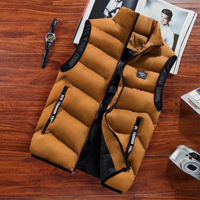 Men's quilted outerwear vest, a lightweight & warm gilet with zip pockets for fall activities.