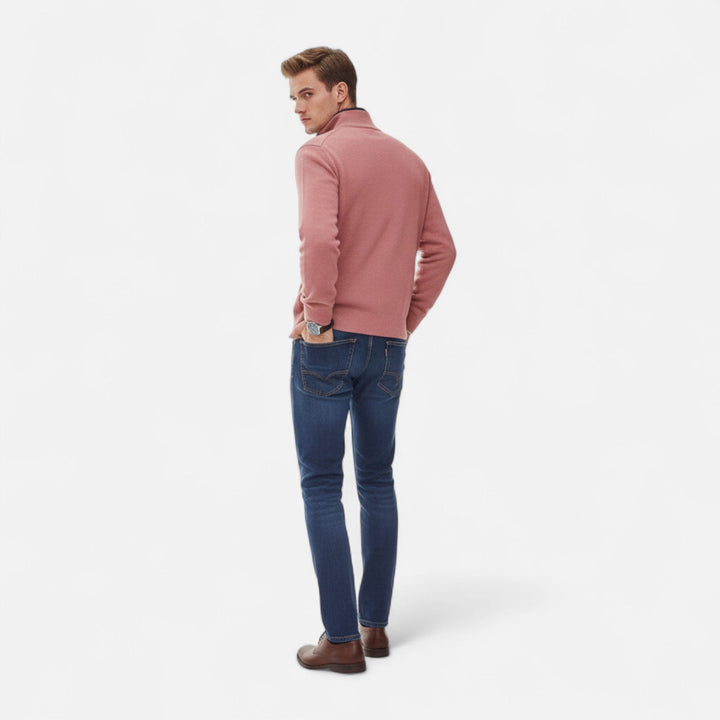 Stylish men's smart casual pullover with a functional zipper, ideal for modern men's fashion.