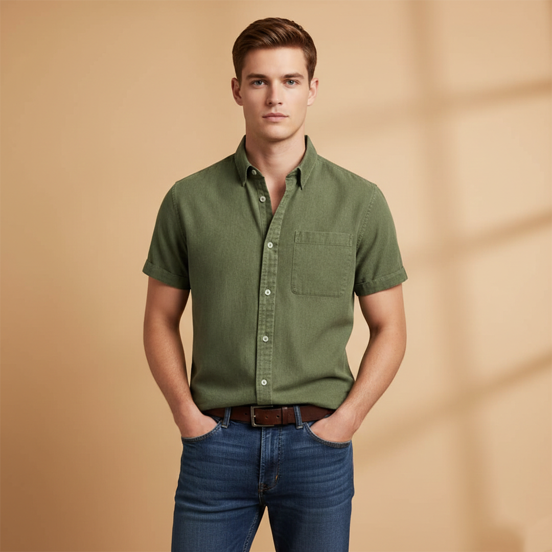 Slim fit men's short sleeve button-down shirt for warm spring & summer days. Casual and comfortable.