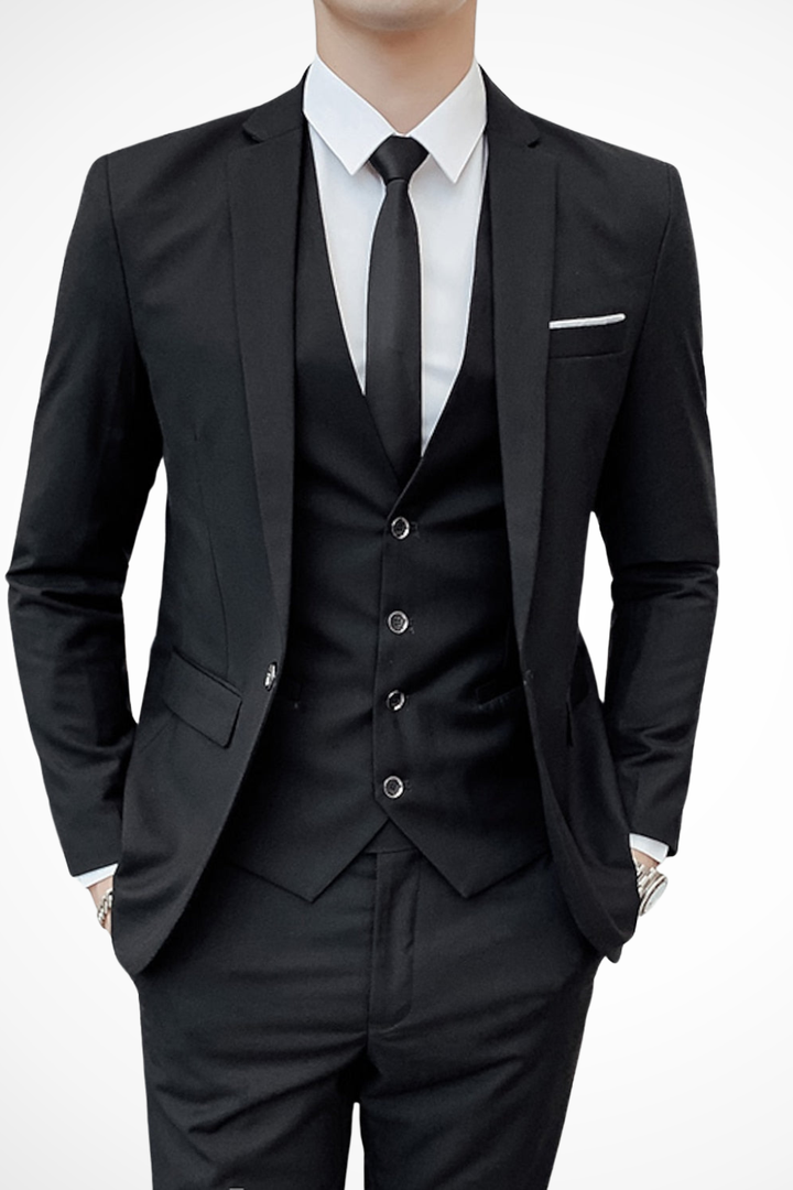 Professional men's slim fit 3 piece suit. Notch lapel wedding attire, perfect for business meetings or formal occasions.