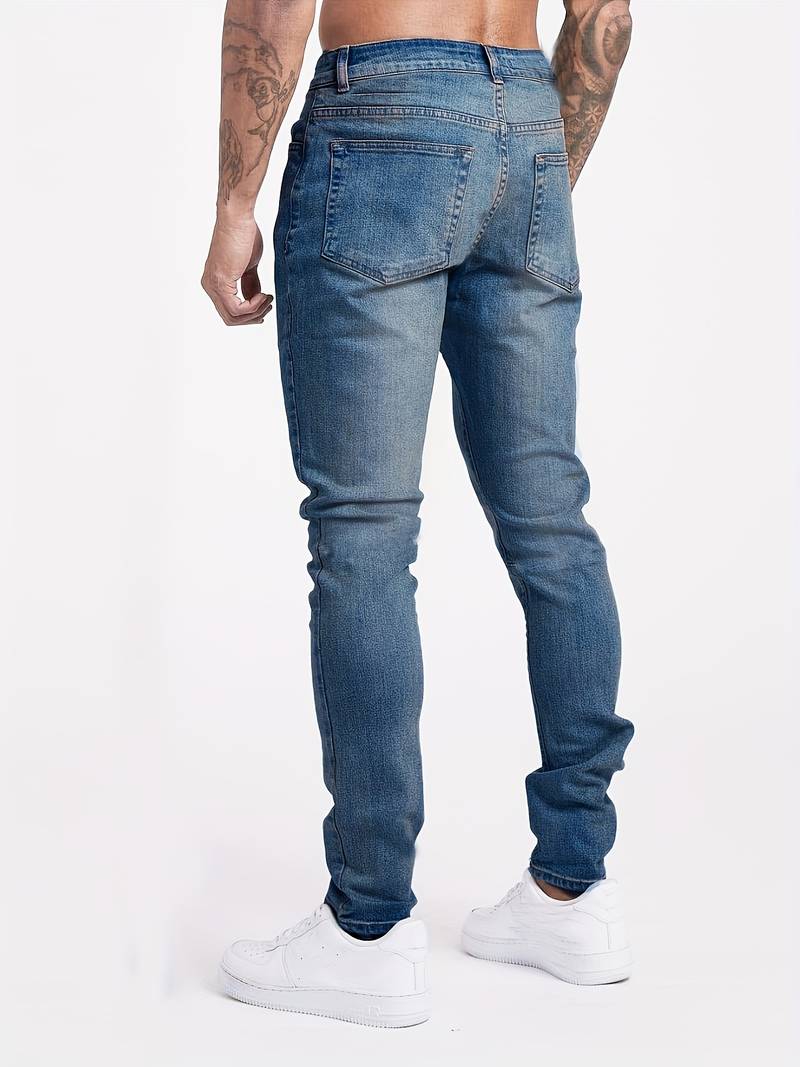 Essential men's slim fit streetwear jeans with 5-pocket design, enhancing urban fashion.