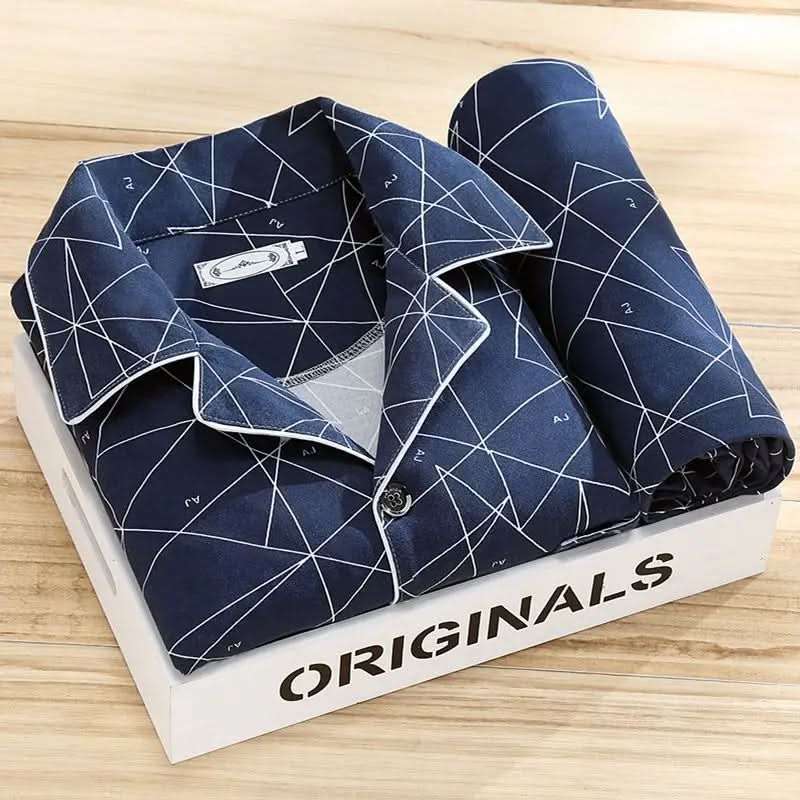 Relax in style with this soft, breathable men's pajama set. Ideal comfortable loungewear.