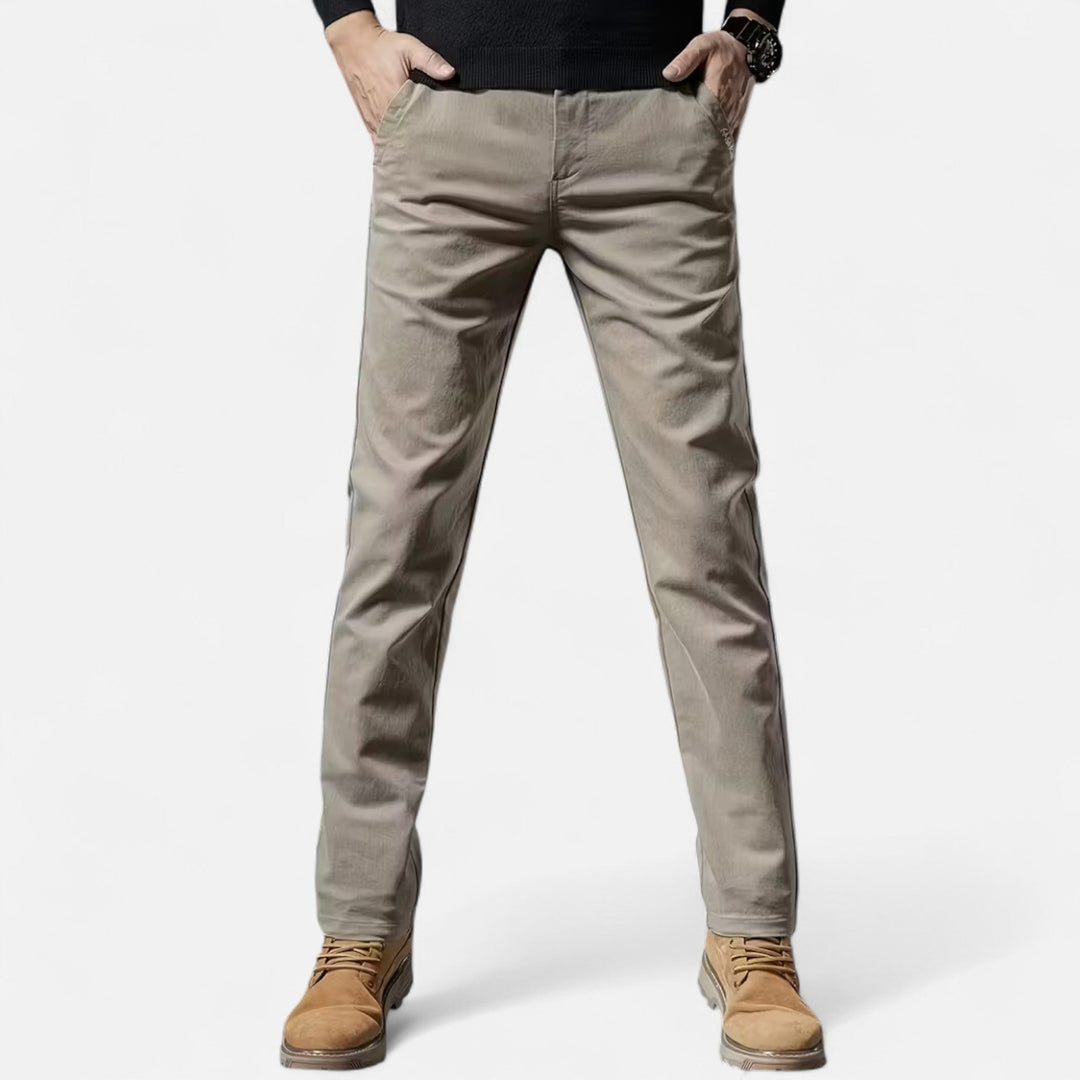 Men's straight-leg tailored trousers for versatile elegance. Perfect for smart casual or business attire.