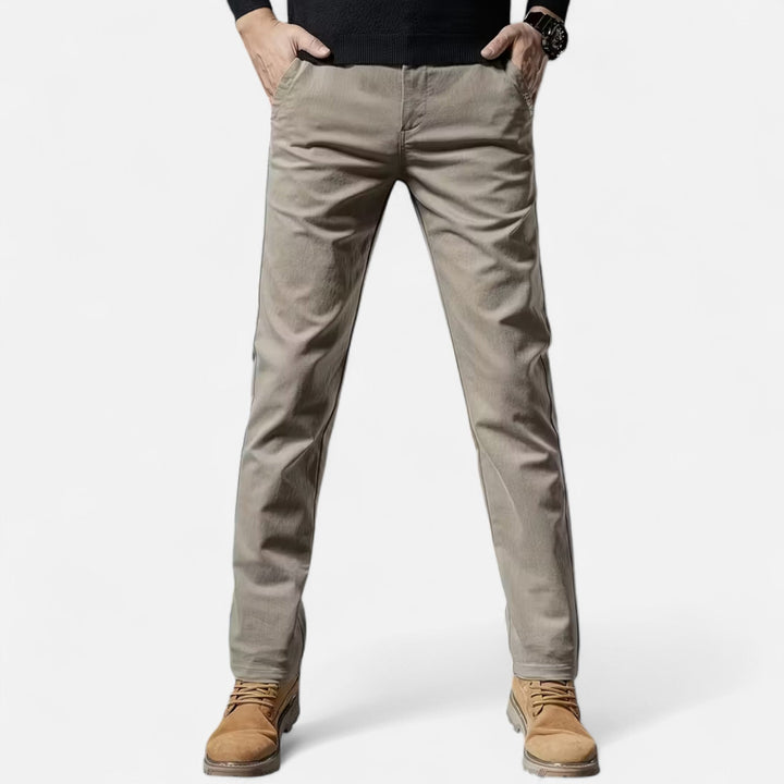 Men's straight-leg tailored trousers for versatile elegance. Perfect for smart casual or business attire.