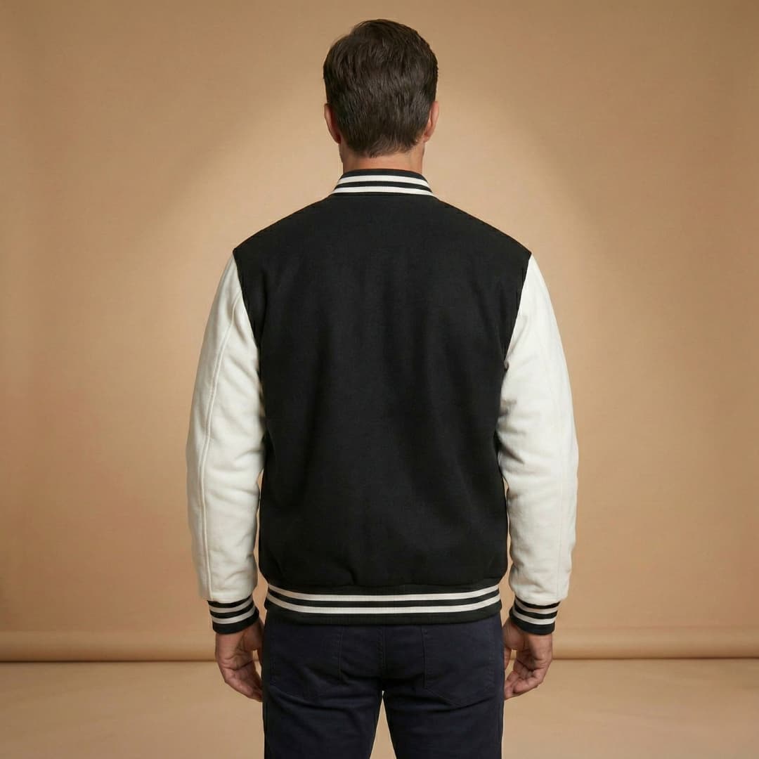 Fashionable men's casual bomber jacket, ideal for seasonal wear, with snap buttons and functional side pockets.