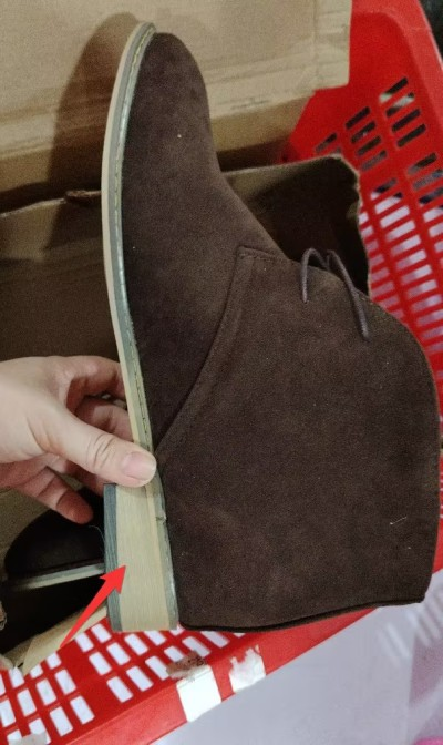 Stylish black men's casual boots. Sleek design ensures timeless comfort and durability for daily wear.