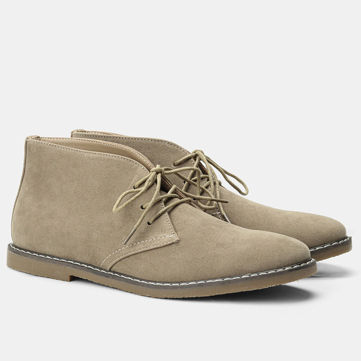 Stylish classic men's boots blending timeless design with lasting comfort & durability for daily adventures.
