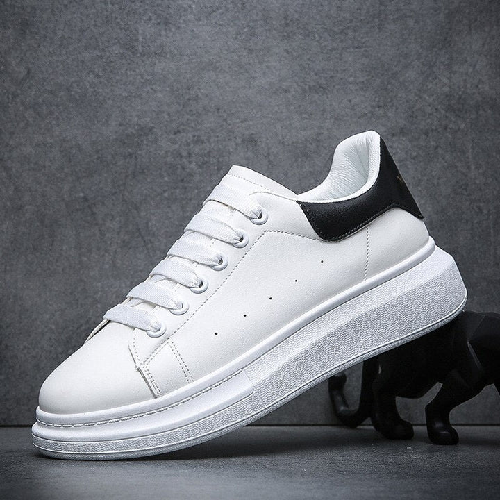 Fashionable men's urban trainers with sleek design, perfect for casual outfits and modern style.