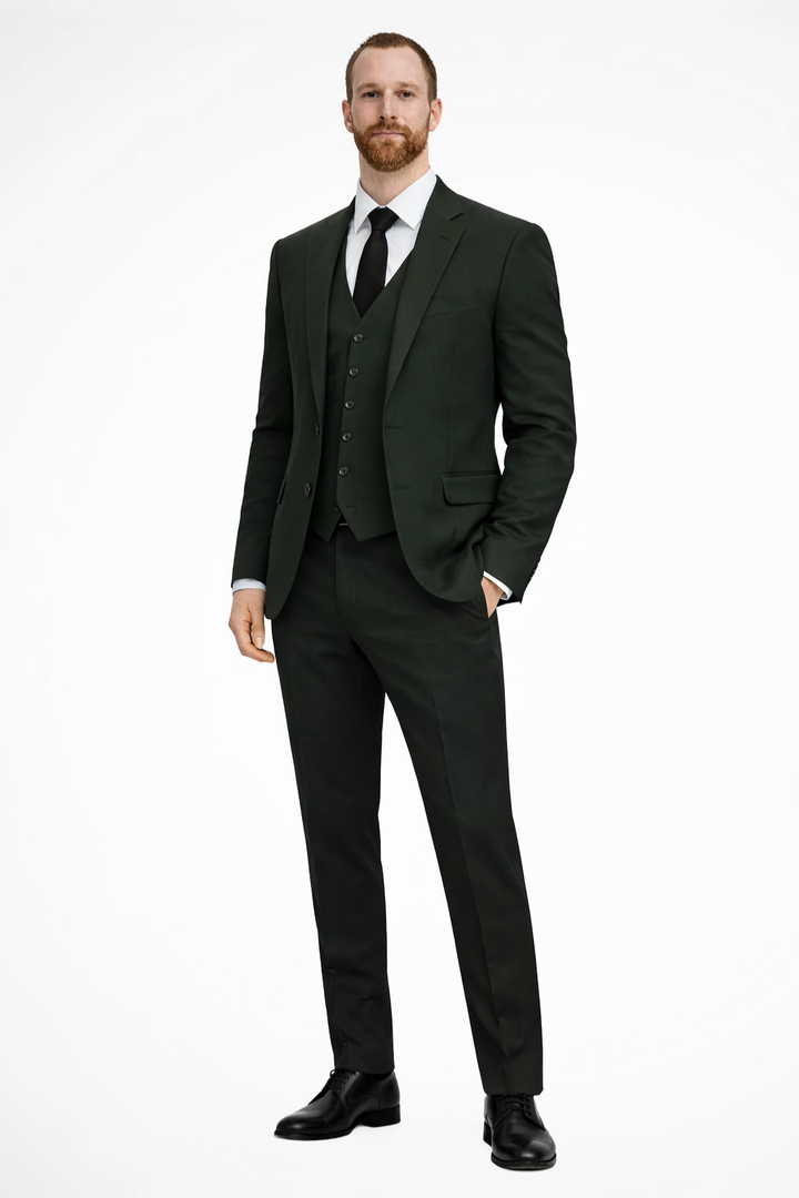 Versatile men's three-piece suit for formal occasions. Includes a sophisticated blazer, trousers, and waistcoat.