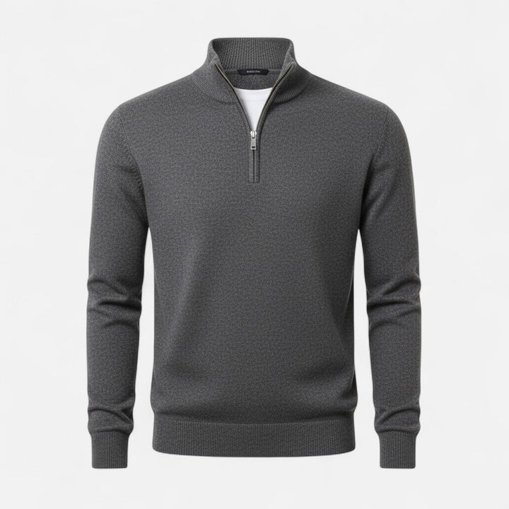 Smart casual men's knitwear: V-neck zipper pullover in a versatile solid color.