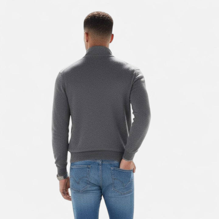 Layering essential: men's long sleeve V-neck zipper top for adaptable comfort.