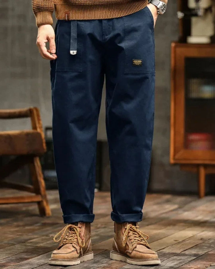 Men's relaxed fit vintage cargo pants, washed for a casual look, durable & stylish.