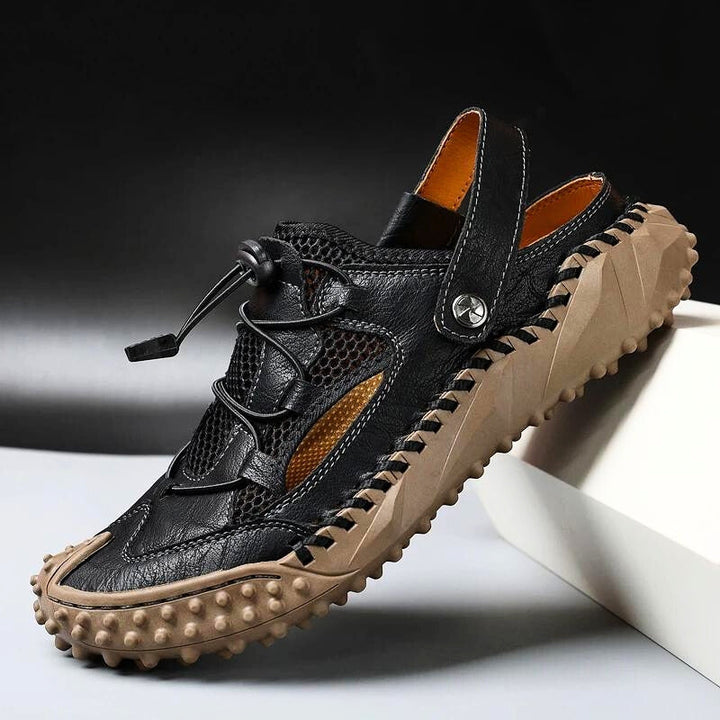 "Men's adjustable sporty sandals with cushioned sole, rugged design, and versatile colors for outdoor adventures."
