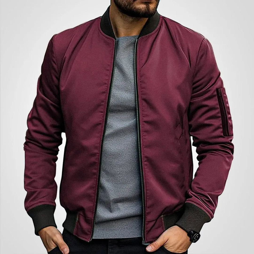 Modern men's fashion: Classic bomber flight jacket, zip-up, ribbed collar. Ideal for versatile casual wear.
