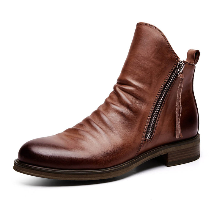 Elegant men's autumn/winter casual boots. Timeless style, comfort, and durability for fashion.