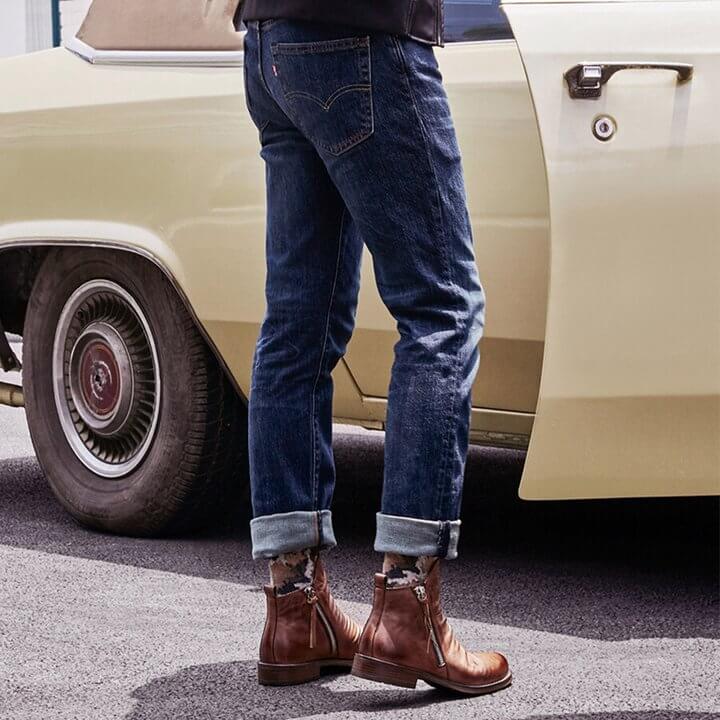 Chunky heel men's casual boots, elegant and durable for autumn fashion. Superior comfort.