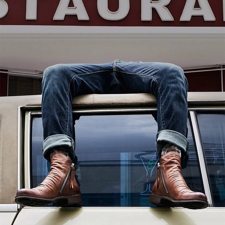 Comfortable men's casual boots, showcasing timeless style and elegant design. Great for winter.