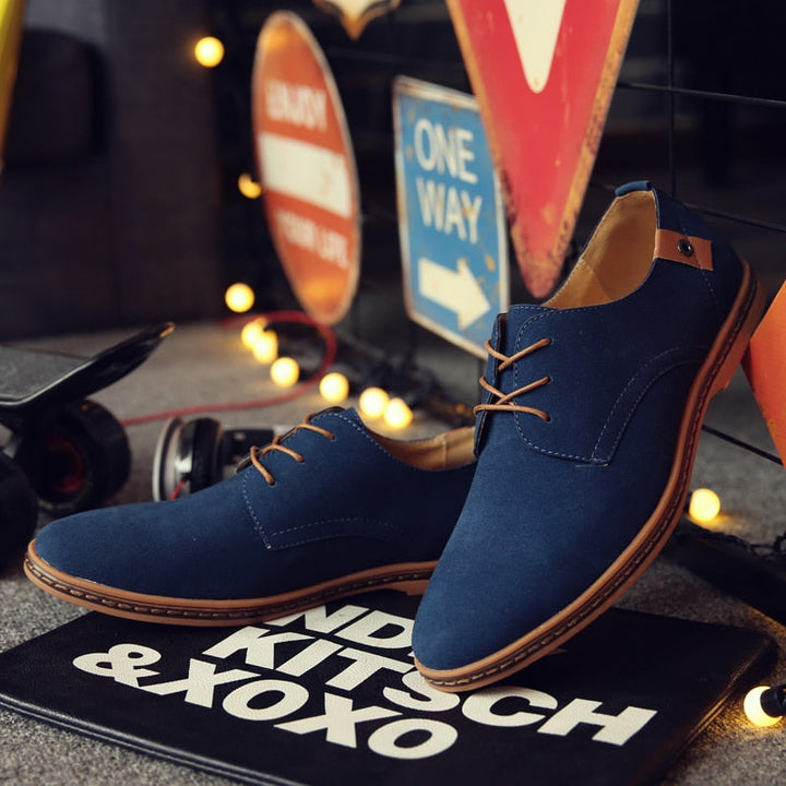 "Men's classic suede Oxford shoes, elegant design for versatility, perfect for formal and casual occasions."