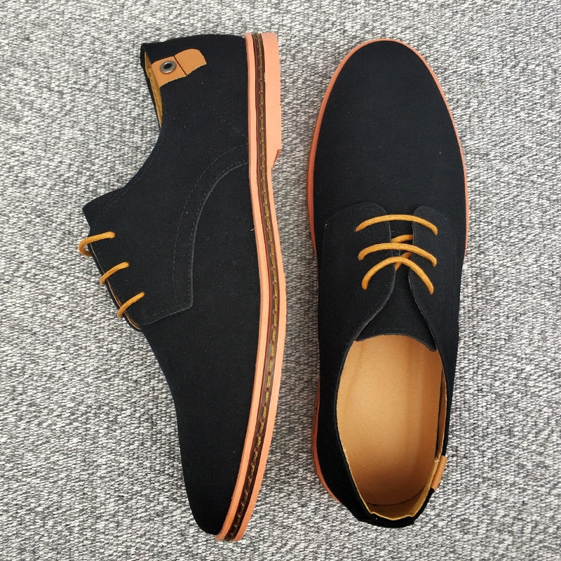 "Men's classic suede Oxford shoes, elegant design for versatility, perfect for formal and casual occasions."