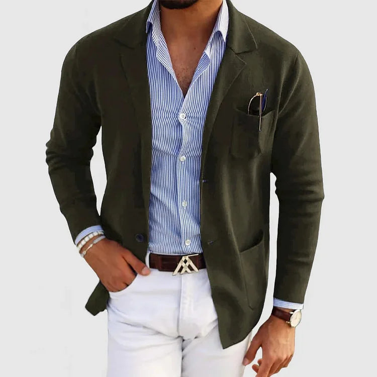 Men's tailored blazer with casual flap pockets, sharp silhouette, and versatile fit for modern style and comfort.