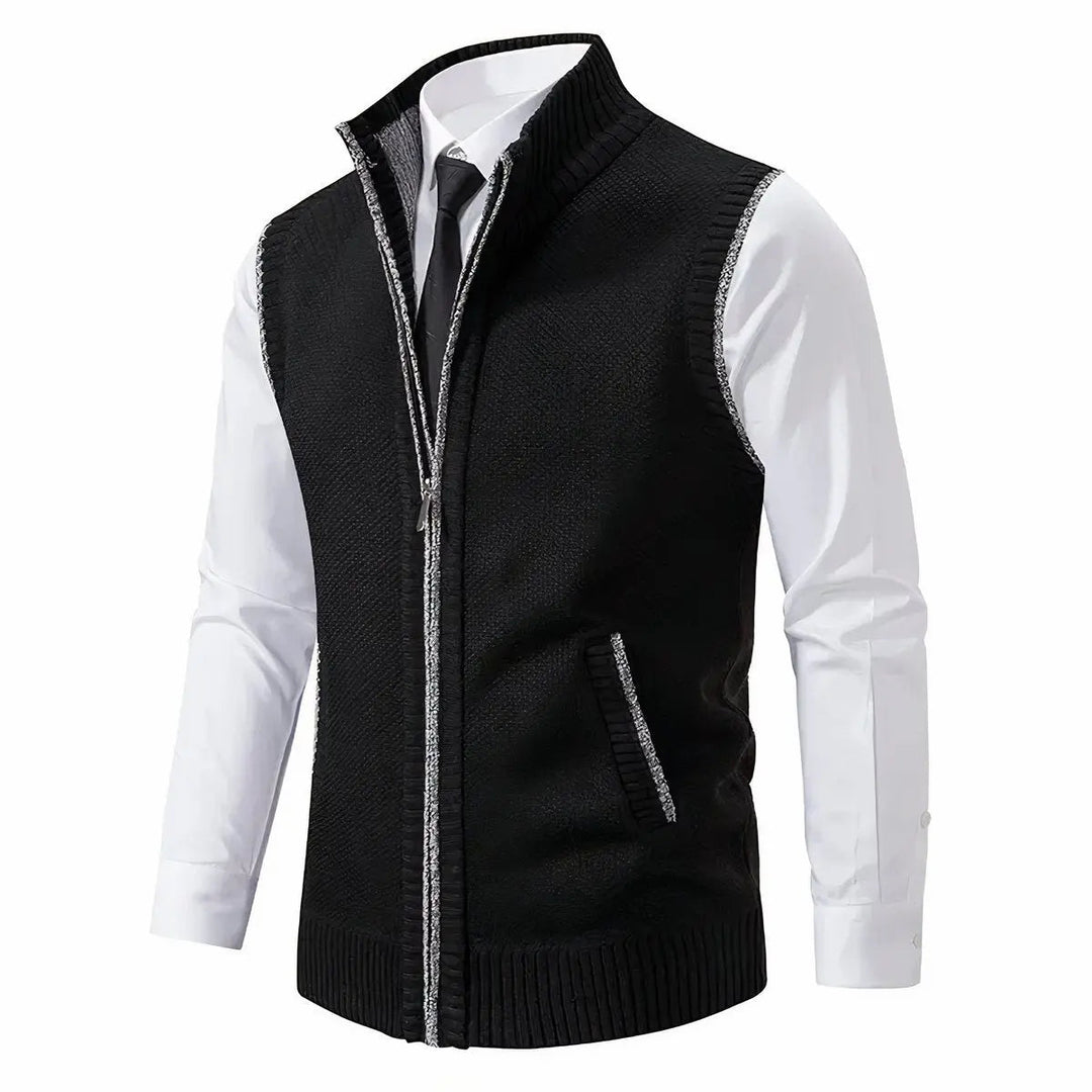 Stylish men's zip-up sleeveless cardigan vest, a key piece for smart casual layering & modern men's fashion.
