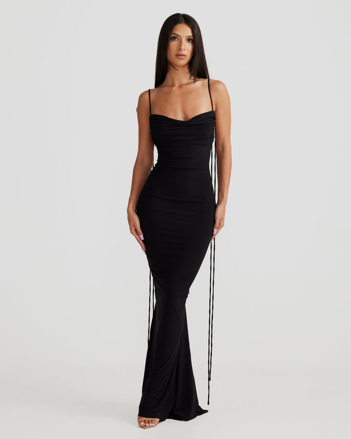 Elegant women's pleated backless maxi dress, perfect for evening parties & formal events.
