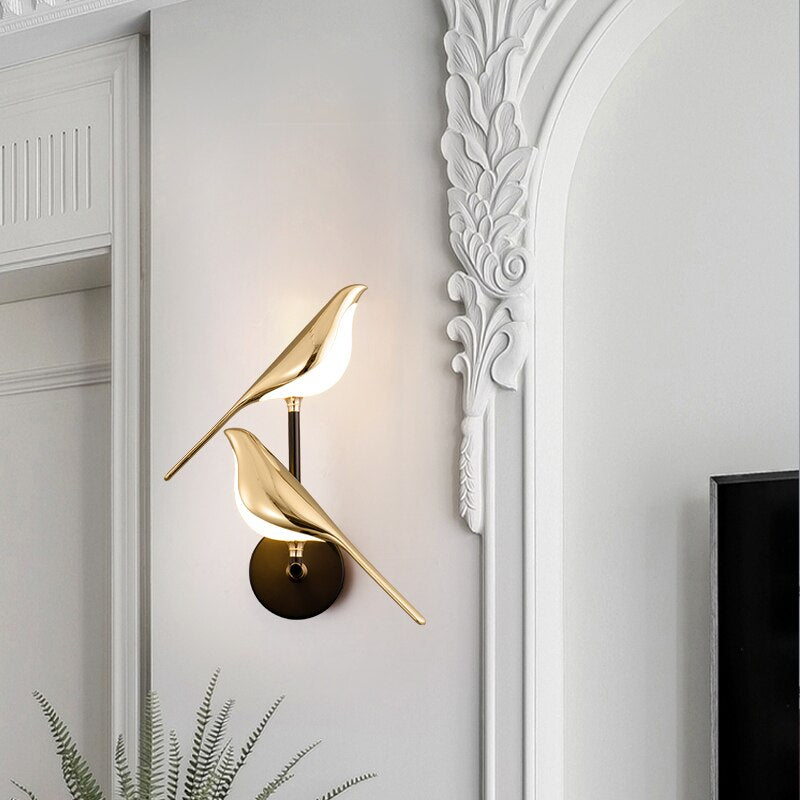 Modern bird-shaped wall lamp, gold-plated LED, magnetic positioning; ideal for living room decor with warm, natural, cold lig