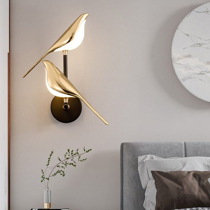 Modern bird-shaped wall lamp, gold-plated LED, magnetic positioning; ideal for living room decor with warm, natural, cold lig