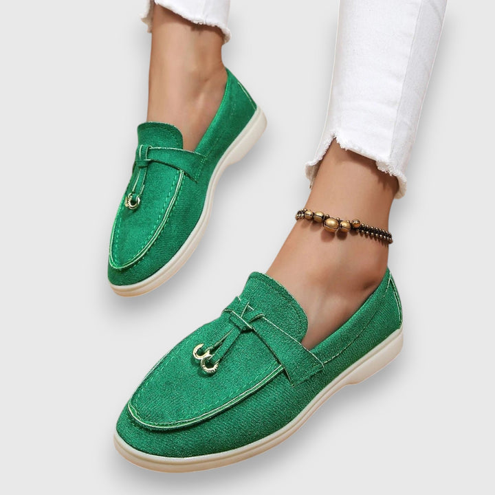 Classic women's orthopaedic loafers, essential footwear with comfort, support, and versatile style.