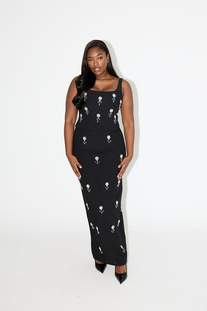 Versatile women's crystal two-piece maxi set, an elegant and glamorous ensemble for special occasion fashion.